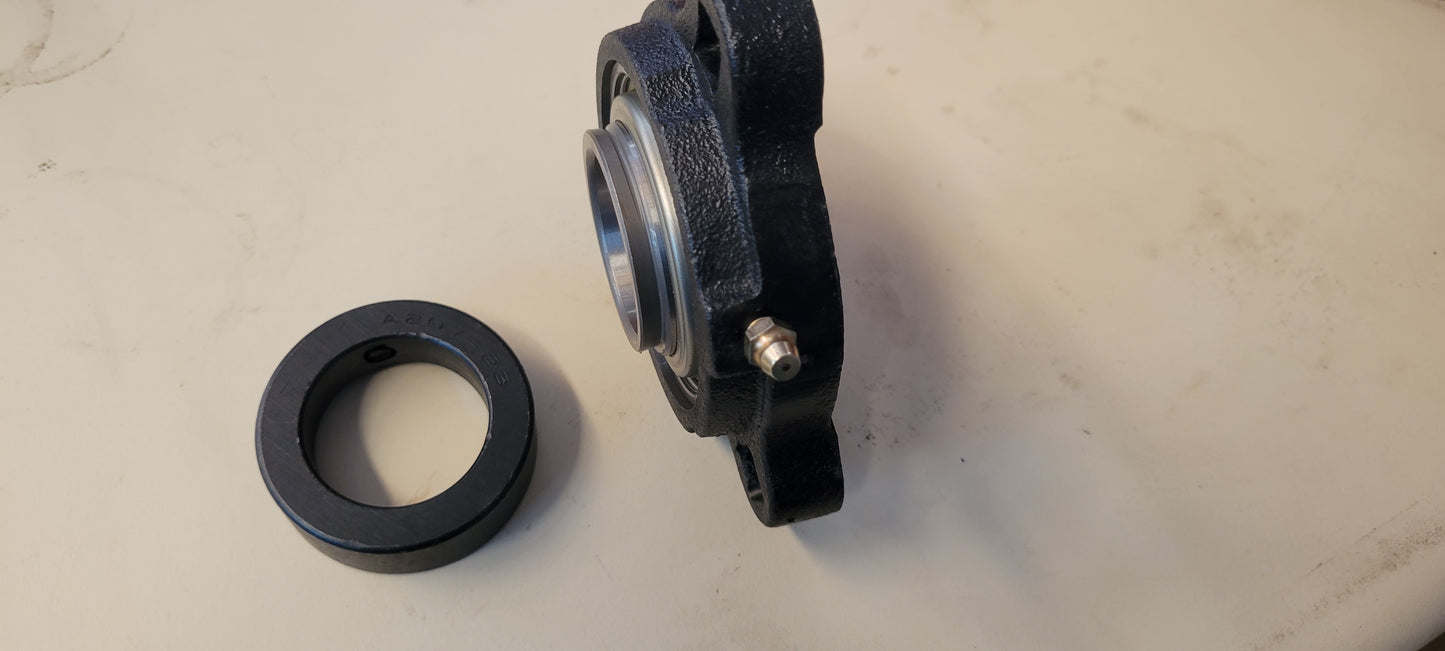 DMI/CASEIH CRUMBLER BEARING